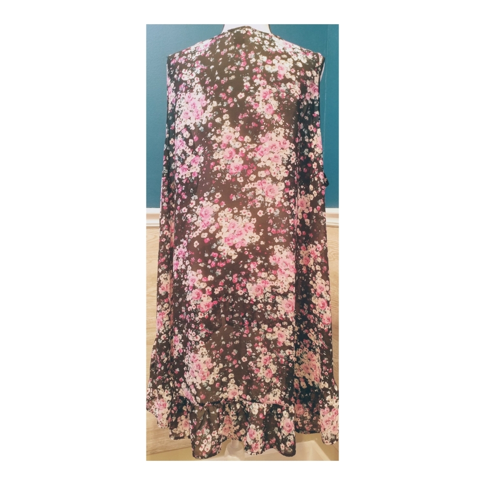 Torrid Hi-low Ruffled Floral Pullover Tank 4X - Picture 4 of 6
